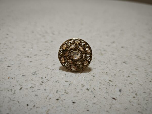Round Shape Traditional Round Ring For Womens Metal Ring